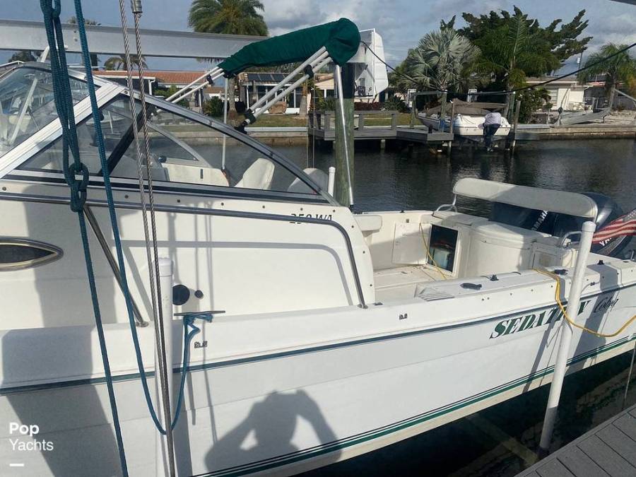 1997 Cobia 250 WA Power Boats, Walkaround Boats For Sale in Zephyrhills ...