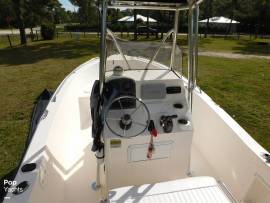 2005, Sea Hunt, Triton 202