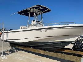 2004, Boston Whaler, 210 Outrage