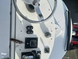 2006, Twin Vee, 26 Power catamaran Center Console VS