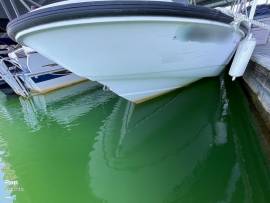 2003, Boston Whaler, Dauntless 180