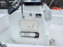 2004, Boston Whaler, 170 Montauk