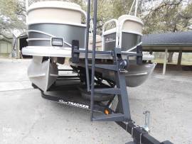 2019, Sun Tracker, Party Barge 20 DLX