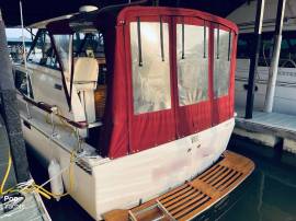 1972, Trojan, 26 Express Cruiser