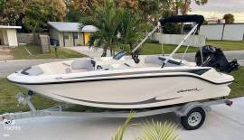 2022, Bayliner, Element M17