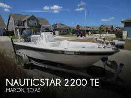 2011, NauticStar, 2200 TE