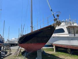 1974, Hinckley, Bermuda 40 Mark III Yawl