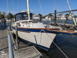 1986, Irwin Yachts, 38-2 Center Cockpit