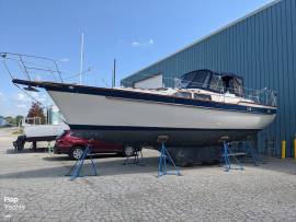 1986, Irwin Yachts, 38-2 Center Cockpit