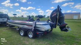 2015, Skeeter, ZX 225