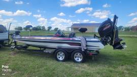 2015, Skeeter, ZX 225