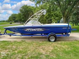 2004, Moomba, Mobius LSV