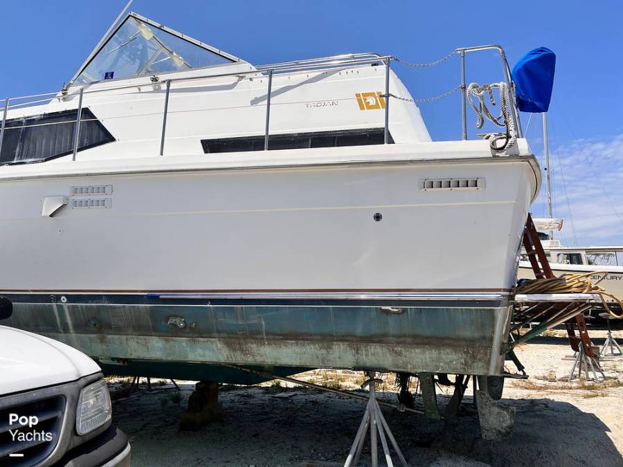 1980 Trojan F-36 Tri-cabin Power Boats, Aft Cabins For Sale In Punta 