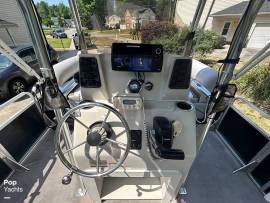 2017, Apex Marine, Angler Qwest 818 Pro Fish N Cruise