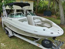 2006, Sea Ray, 220 Sundeck