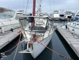 1974, Irwin Yachts, 32.5 Center Cockpit