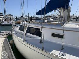 1984, Islander Sailboats, Bahama 30