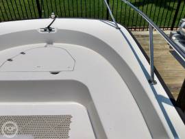 2012, Boston Whaler, 190 montauk