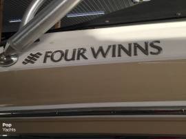 2011, Four Winns, H210