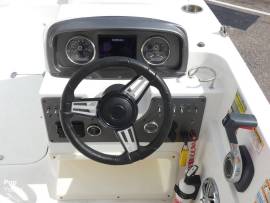 2022, Hurricane, SunDeck Sport 188 OB