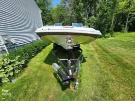 2014, Hurricane, 187 Sundeck
