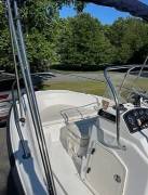 2004, Boston Whaler, Dauntless