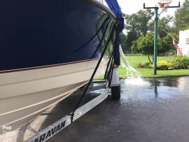 2005, Bayliner, 210 cuddy