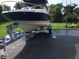 2005, Bayliner, 210 cuddy