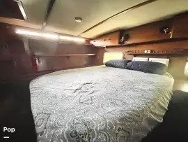 1986, President, 37 Sundeck