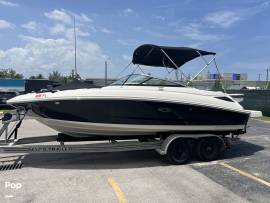 2013, Sea Ray, 220 sundeck