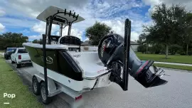 2022, Robalo, R230 Center Console