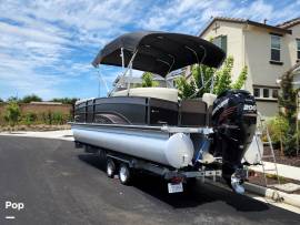 2015, Premier Pontoons, Solaris 250 RE PTX