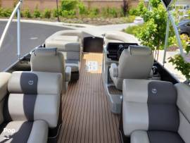 2015, Premier Pontoons, Solaris 250 RE PTX