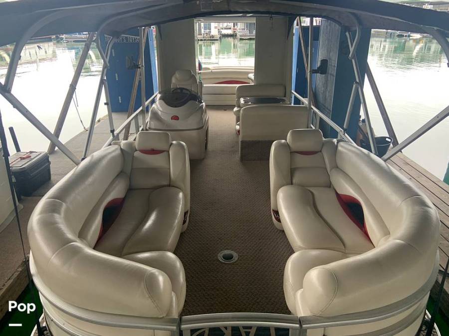 2011 Sun Tracker Party Hut 30 Regency Edition Power Boats Pontoon Boats For Sale In Albany 4801