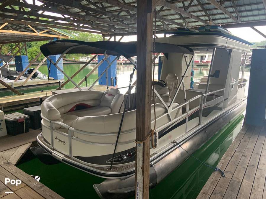 2011 Sun Tracker Party Hut 30 Regency Edition Power Boats Pontoon Boats For Sale In Albany 2883