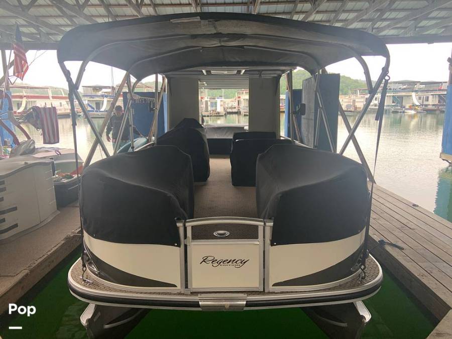 2011 Sun Tracker Party Hut 30 Regency Edition Power Boats Pontoon Boats For Sale In Albany 8203