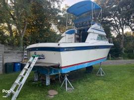 1984, Chris-Craft, 268 Commander