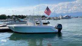 2016, Robalo, R260