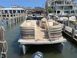 2012, Godfrey Pontoon, Aquapatio 240SL