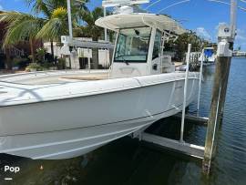 2011, Boston Whaler, 320 Outrage