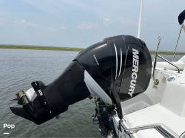 2009, Boston Whaler, 210 Ventura