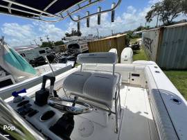 1999, Boston Whaler, 260 Outrage