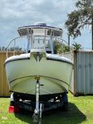 1999, Boston Whaler, 260 Outrage