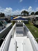 1999, Boston Whaler, 260 Outrage