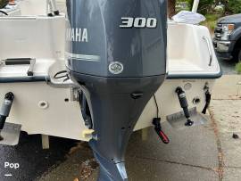 2004, Sea Hunt, 232 Triton CC