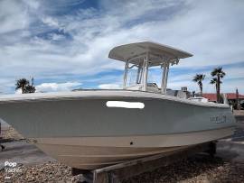 2021, Robalo, R230