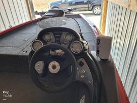 2018, Tracker, 175TXW