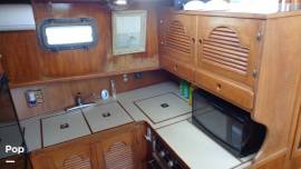 1986, Albin, 43 Sundeck