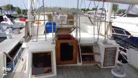 1986, Albin, 43 Sundeck