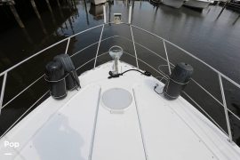 2002, Carver, 396 Motor Yacht